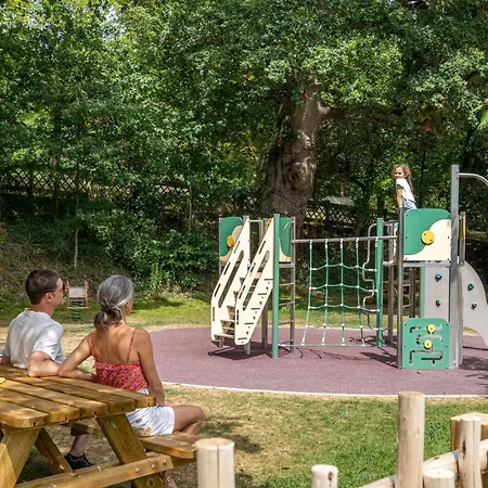 Le Petit Port Parque de Campismo *