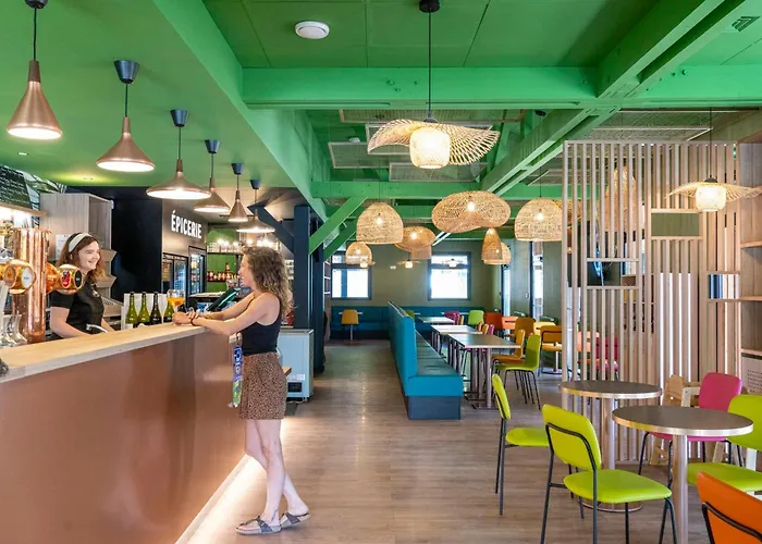 Le Petit Port Parque de Campismo