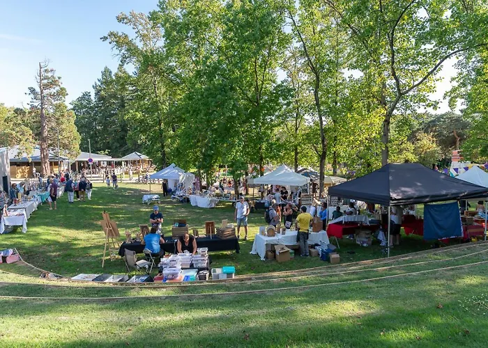 Campingplatz Le Petit Port *