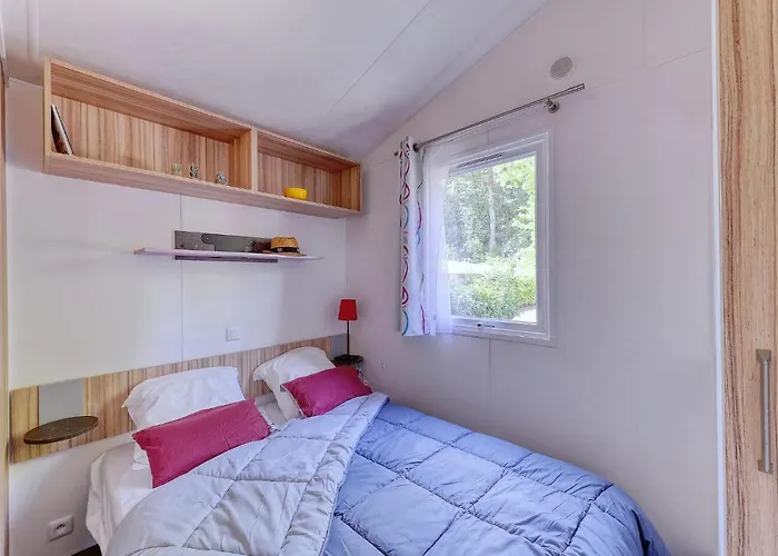 Le Petit Port Parque de Campismo Nantes